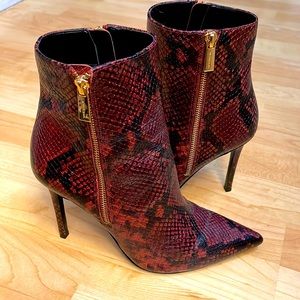 Michael Kors Keke Leather Anke Boot